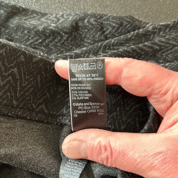 Marks and Spencer thick leggings. - Picture 5 of 5